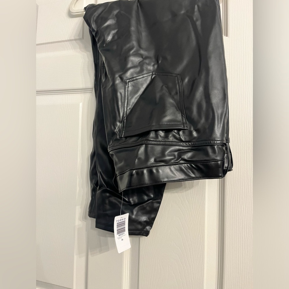 Sky High Skinny Faux Leather High-Rise Pant 24T - Picture 5 of 5